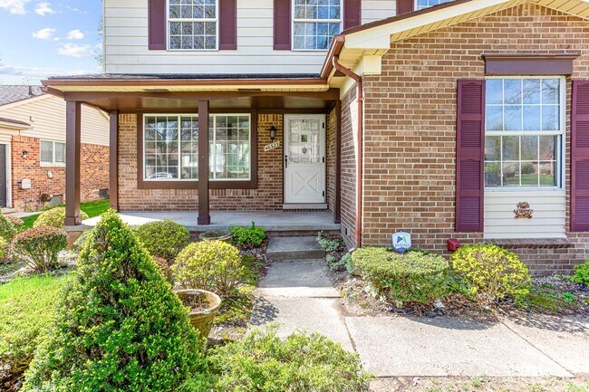Foto del edificio - 46323 Gainsborough Dr