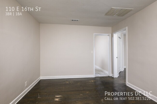 Foto del edificio - 110 E 16th St