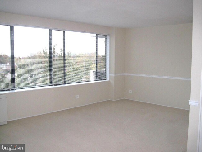 Building Photo - 4501 Arlington Blvd
