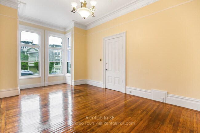 Building Photo - 218 Divisadero St