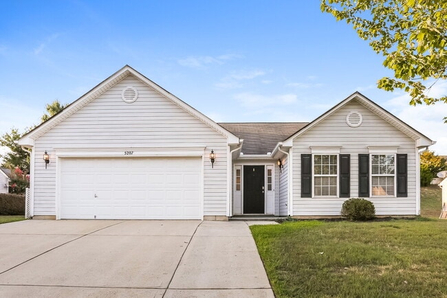 Building Photo - 5207 Hildreth Court