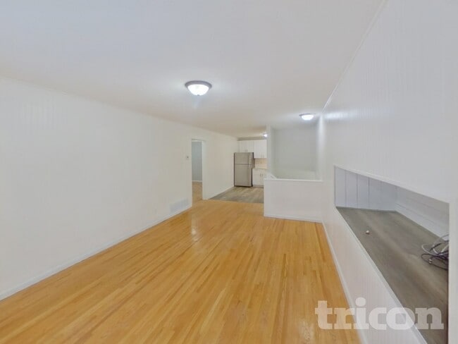 Foto del edificio - 3200 Jurdy Ct S