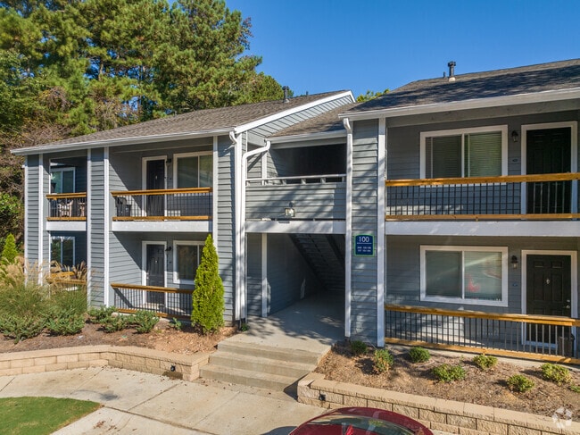 Building Photo - Crestmont
