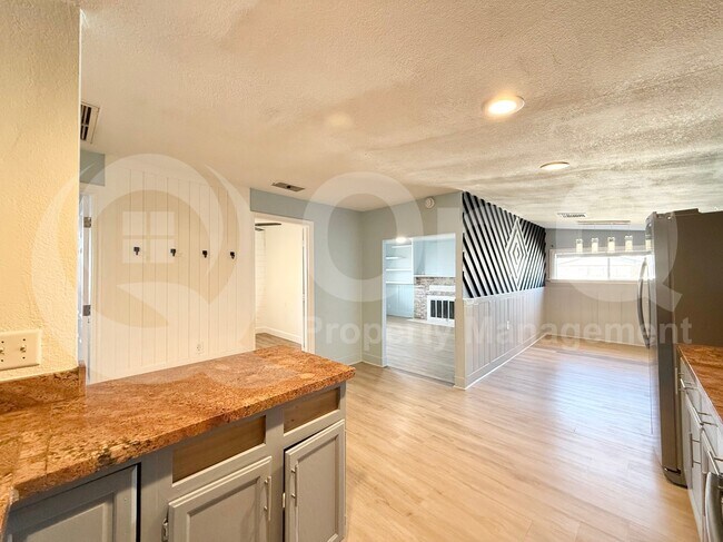 Building Photo - 6549 E Arbor Ave