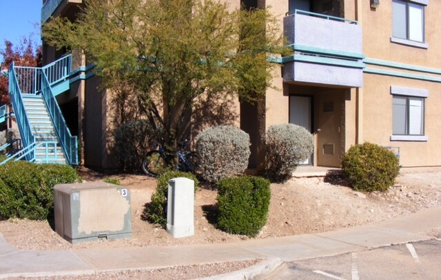 Building Photo - 2485 N Alvernon Way
