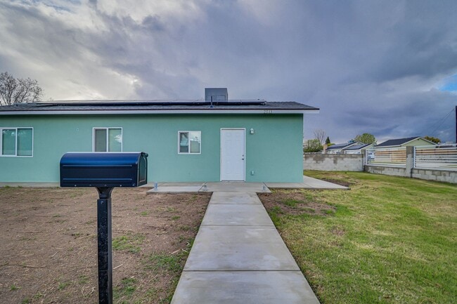Building Photo - 2513 Olympic Dr