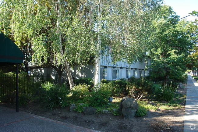 Foto del edificio - Los Gatos Gardens