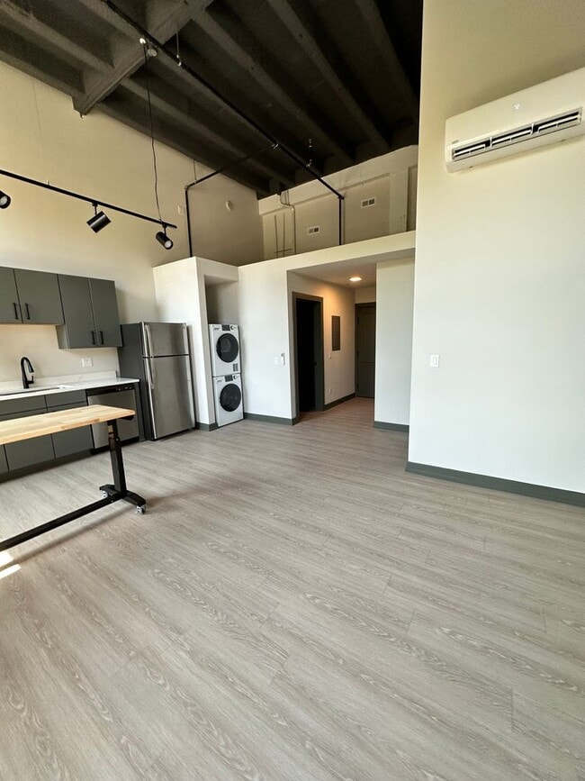 Interior Photo - Ivy Lofts