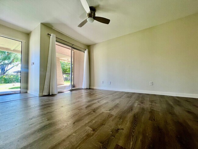 Building Photo - AVAILABLE NOW! GORGEOUS 1 Bed 1 Bath Condo...