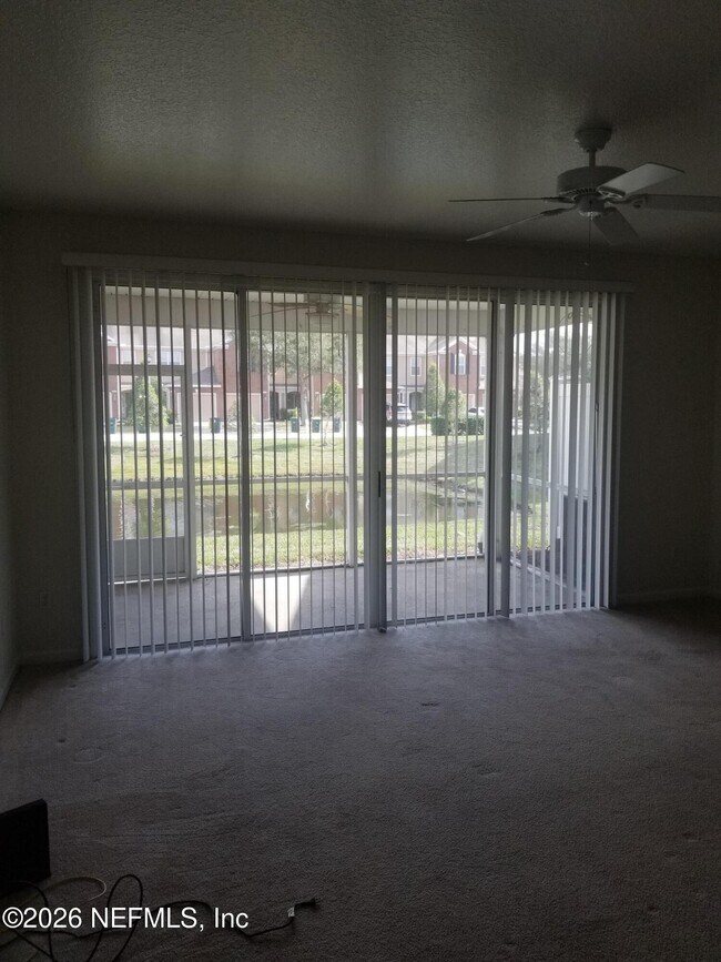 Foto del edificio - 4137 Crownwood Dr