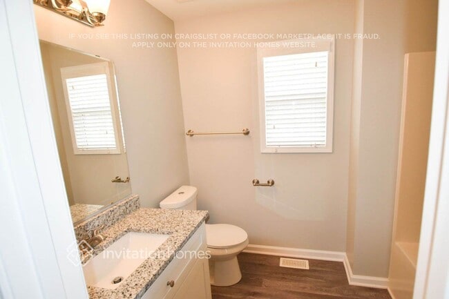 Foto del edificio - 1008 Bren Village Ct