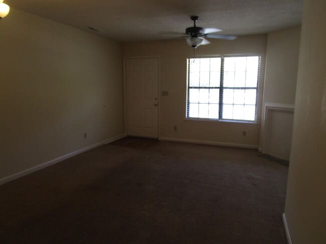 Building Photo - 675 Archdale Dr