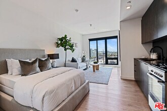 Building Photo - 10700 Tabor St