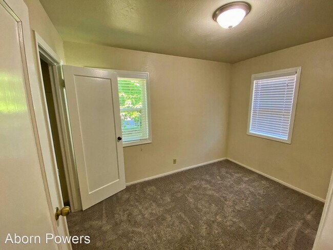 Foto del edificio - 4503-4503 Soledad Ave