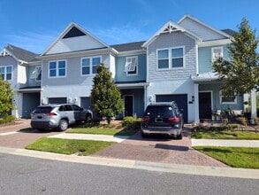 Building Photo - 38 Appleton Ct
