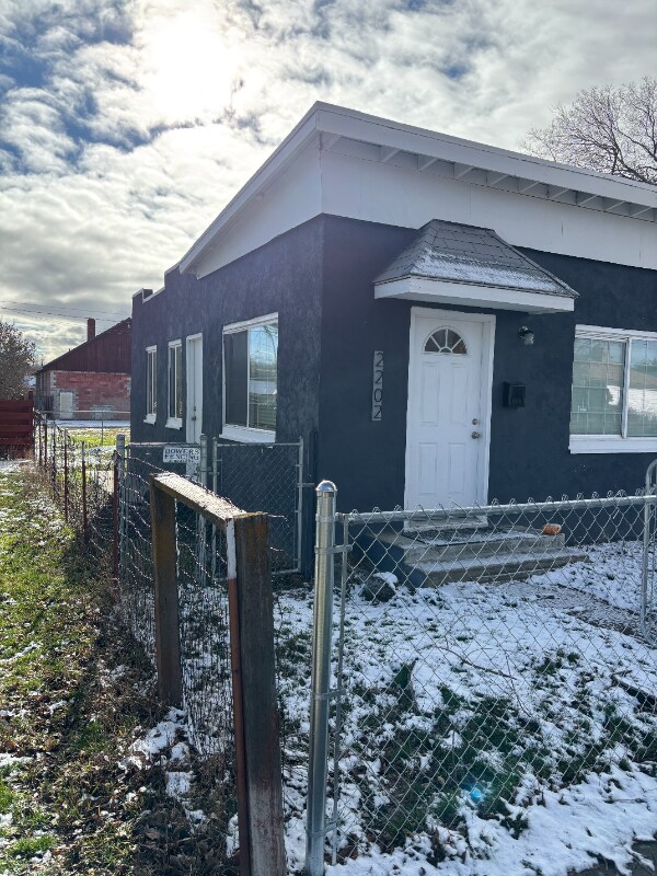 Building Photo - 2202 Reclamation Ave