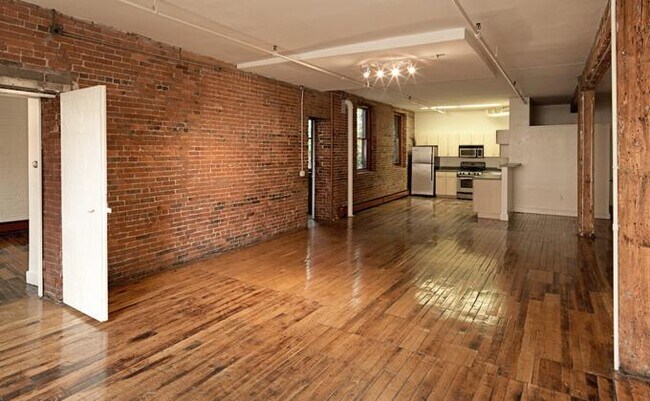 Building Photo - 785 Tremont St