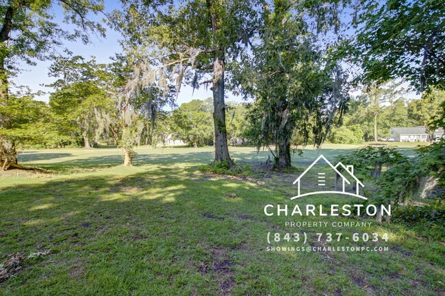 Foto del edificio - 2955 Dove Haven Ct