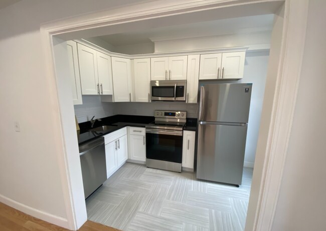 Building Photo - 141 Prospect St