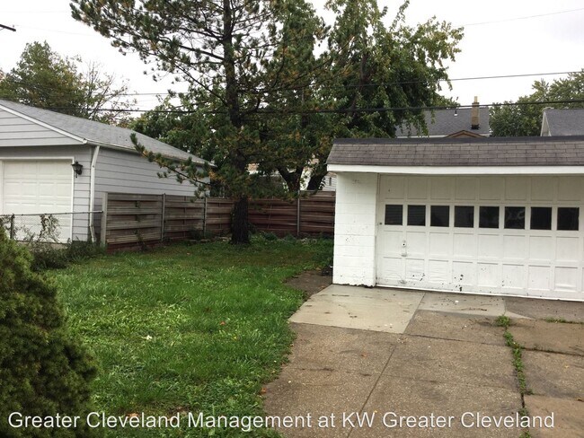 Building Photo - 3 br, 2 bath House - 4653 Blythin Road
