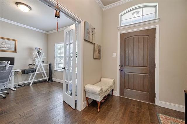 Foto del edificio - 640 Teakwood Dr