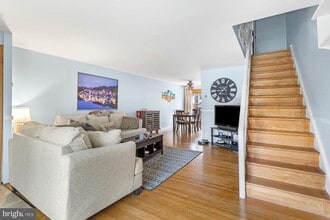 Building Photo - 5432 Vicaris St