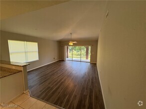 Building Photo - 1120 Ralph St E