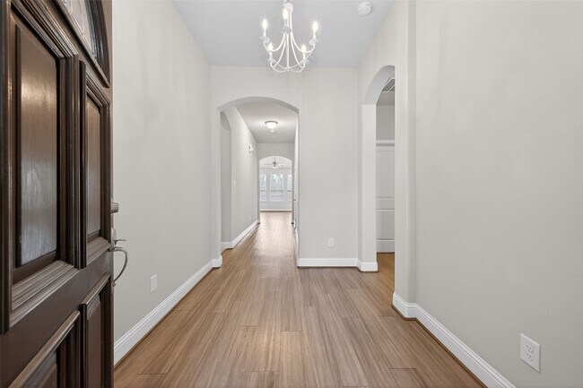 Foto del edificio - 9914 Deborah Colony Ln