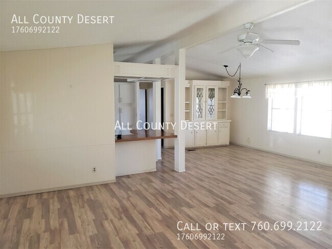 Building Photo - 73290 San Carlos Dr