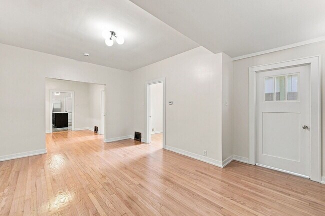 Foto del edificio - 310 E 138th St
