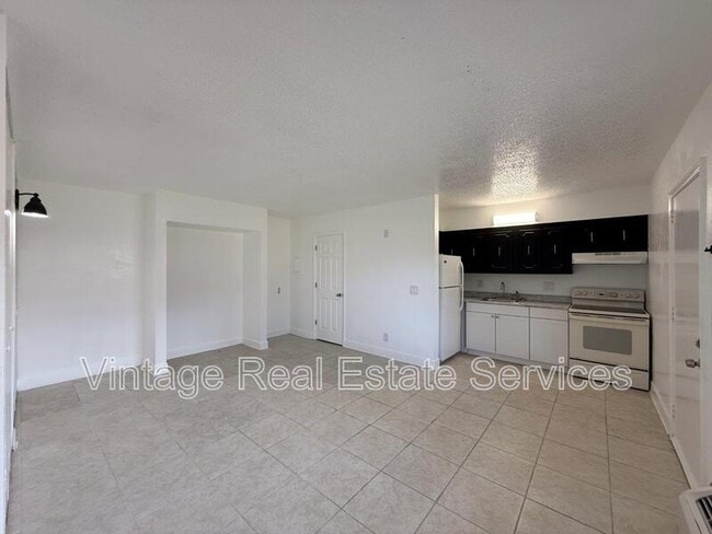 Foto del edificio - 3301 58th Ave S