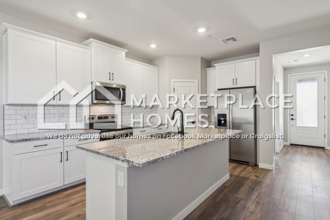 Building Photo - 11534 W Deanne Dr