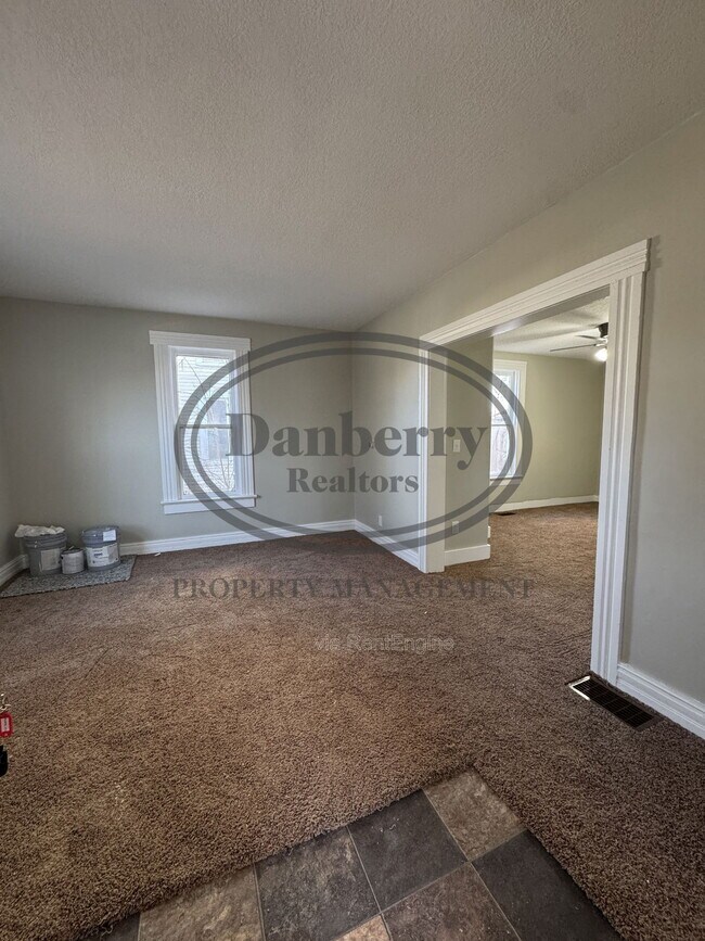 Foto del edificio - 413 Washington St