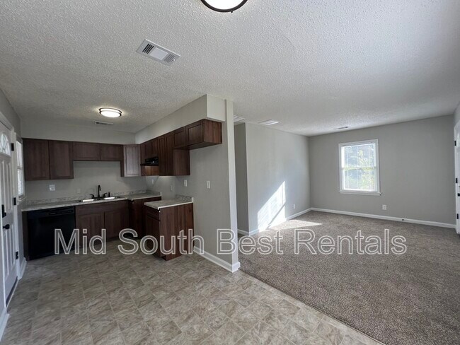 Foto del edificio - 1396 Ledger Rd