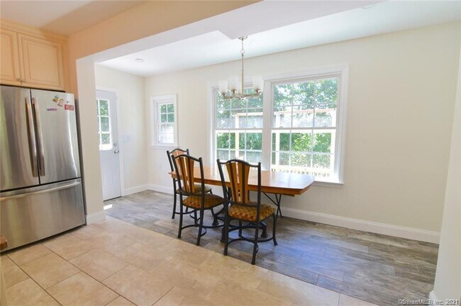 Foto del edificio - 541 Willow St