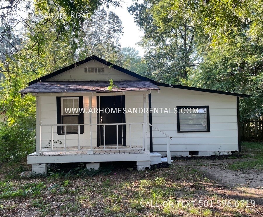 10417 Sardis Road 895 2 beds, 1 full House Rental in Little