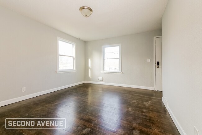 Foto del edificio - 3547 Jackson Ave