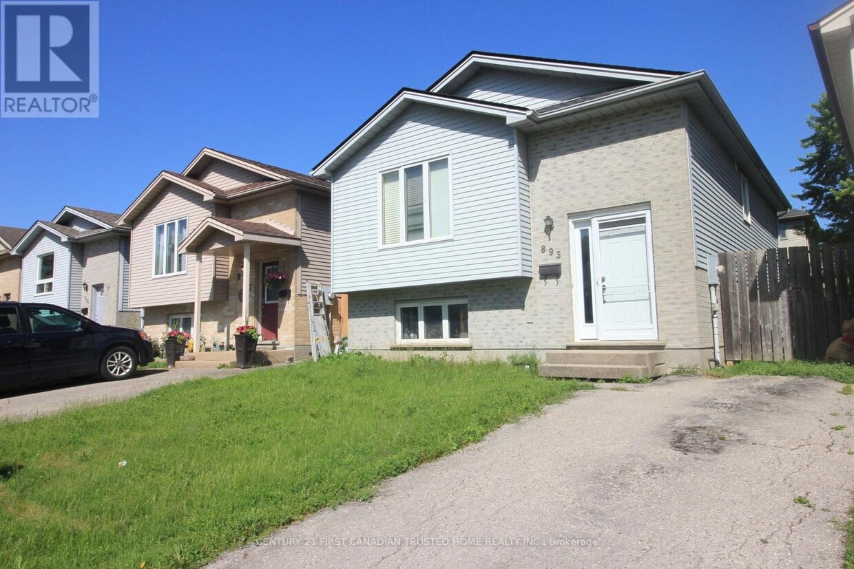 Photo principale - 893 Lawson Rd