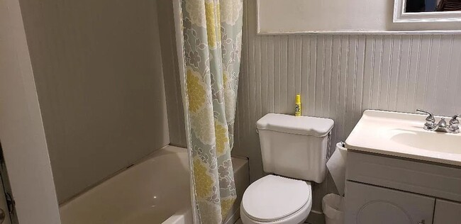 Building Photo - 3 Bedroom Ranch Home in Elkton MD