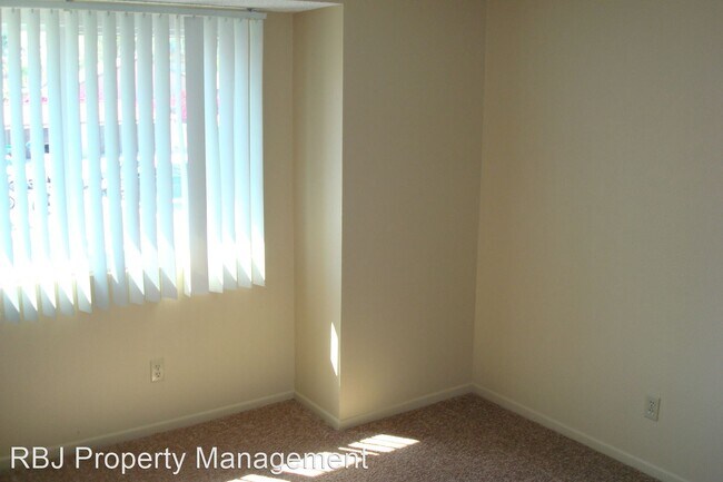 Building Photo - 3 br, 2 bath House - 10207 Bell Gardens Dr...
