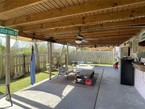 Building Photo - 9810 SW 222nd Terrace