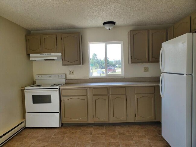 Building Photo - 914 Cortez Ct