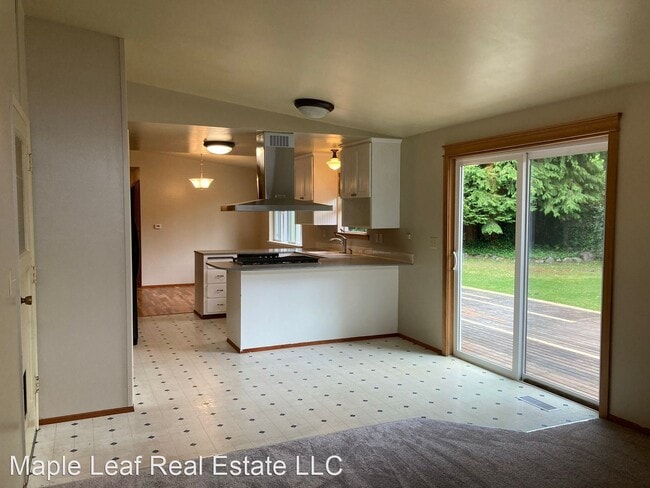 Building Photo - 3 br, 1.5 bath House - 8024 215th PL SW