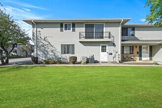 Building Photo - 1100 Stoughton Ct