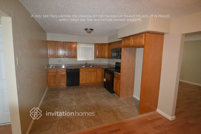 Building Photo - 2060 Tipton Way
