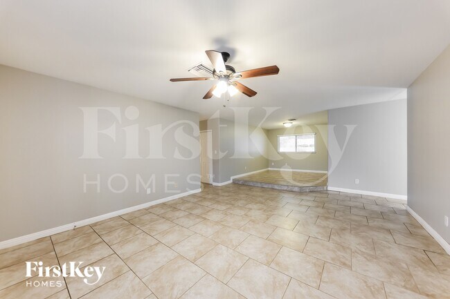 Foto del edificio - 5314 W Altadena Ave