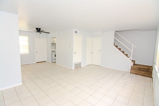 Foto del edificio - 9706 Farragut St
