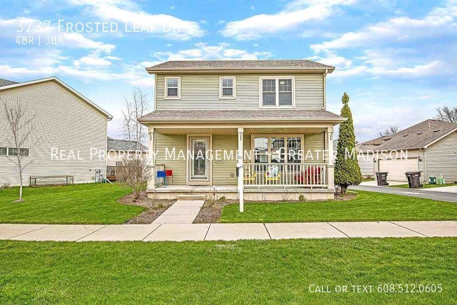 Primary Photo - Beautiful modern construction house rental...