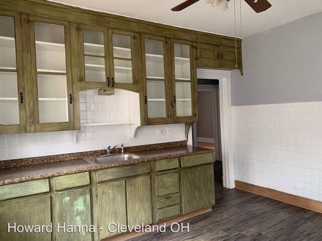 Foto del edificio - 1459 E 294th St