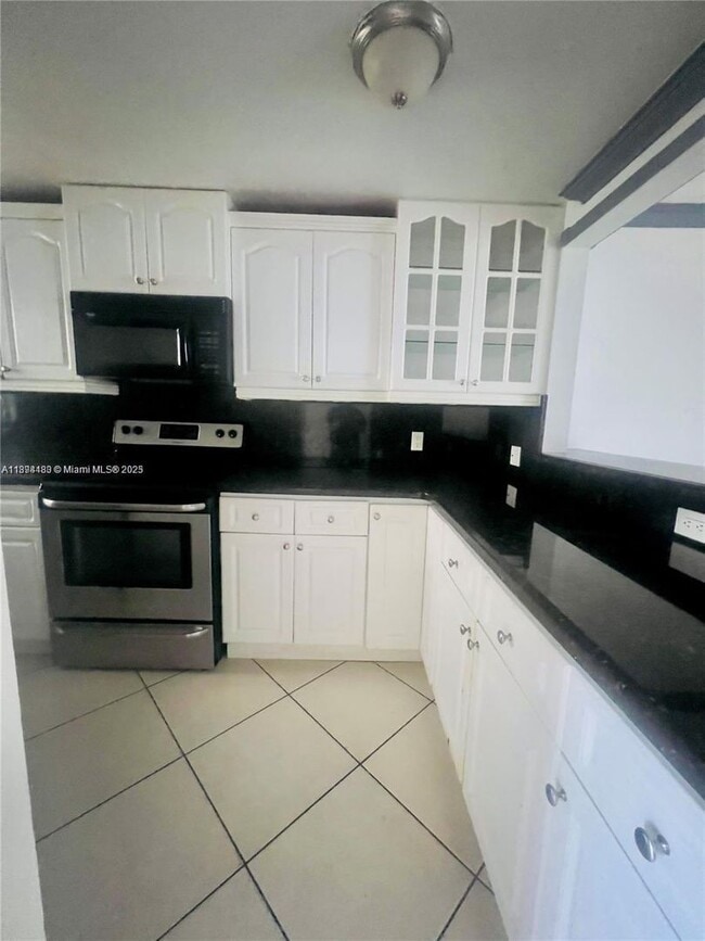 Foto del edificio - 6301 S Station Square 6301, Davie, FL 33314